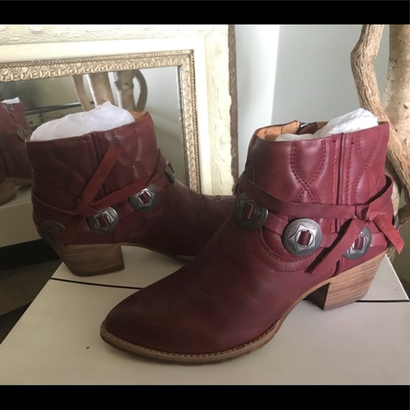 Dolce Vita Harness Boot - Picture 3 of 7